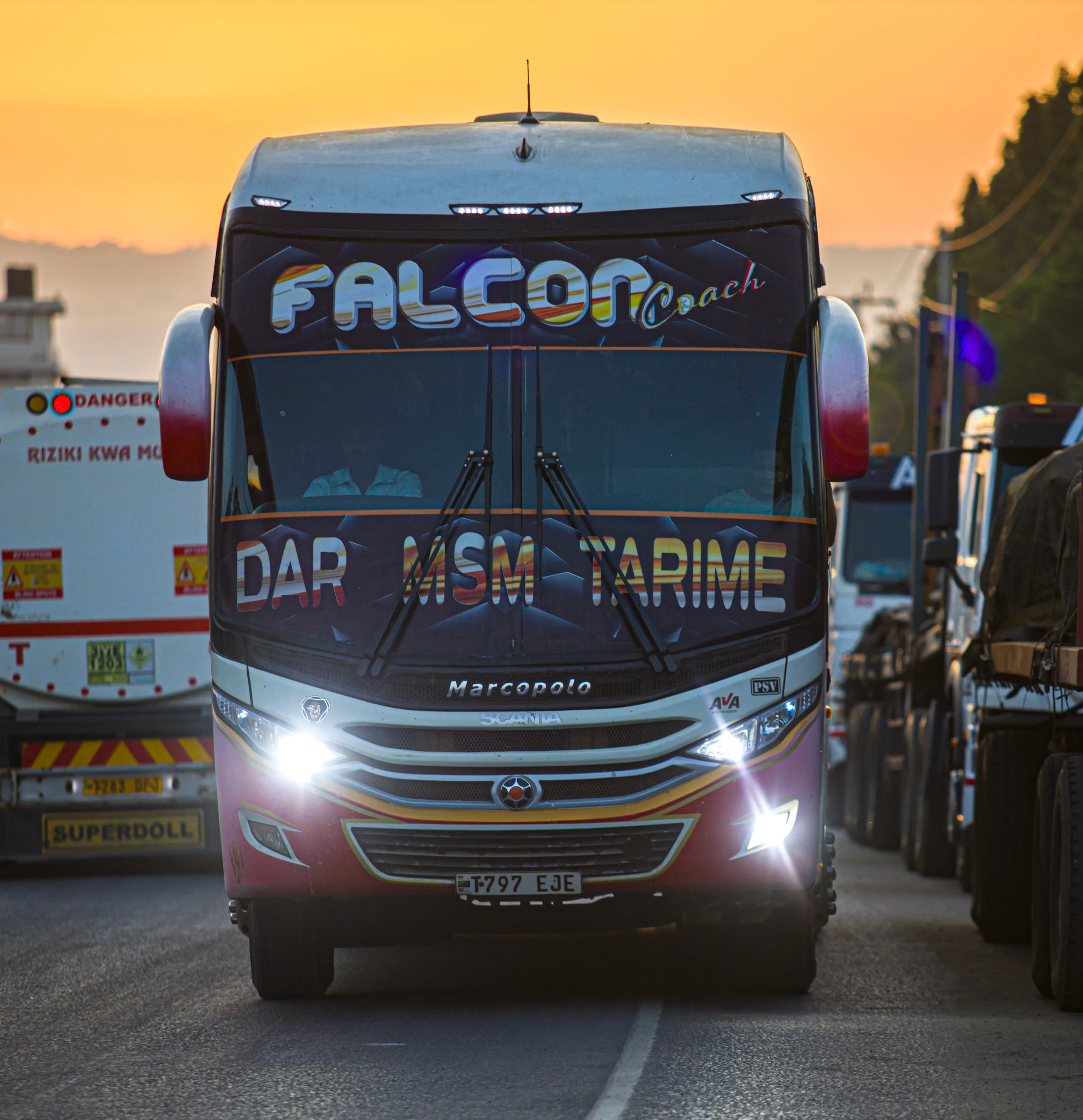 Falcon Bus