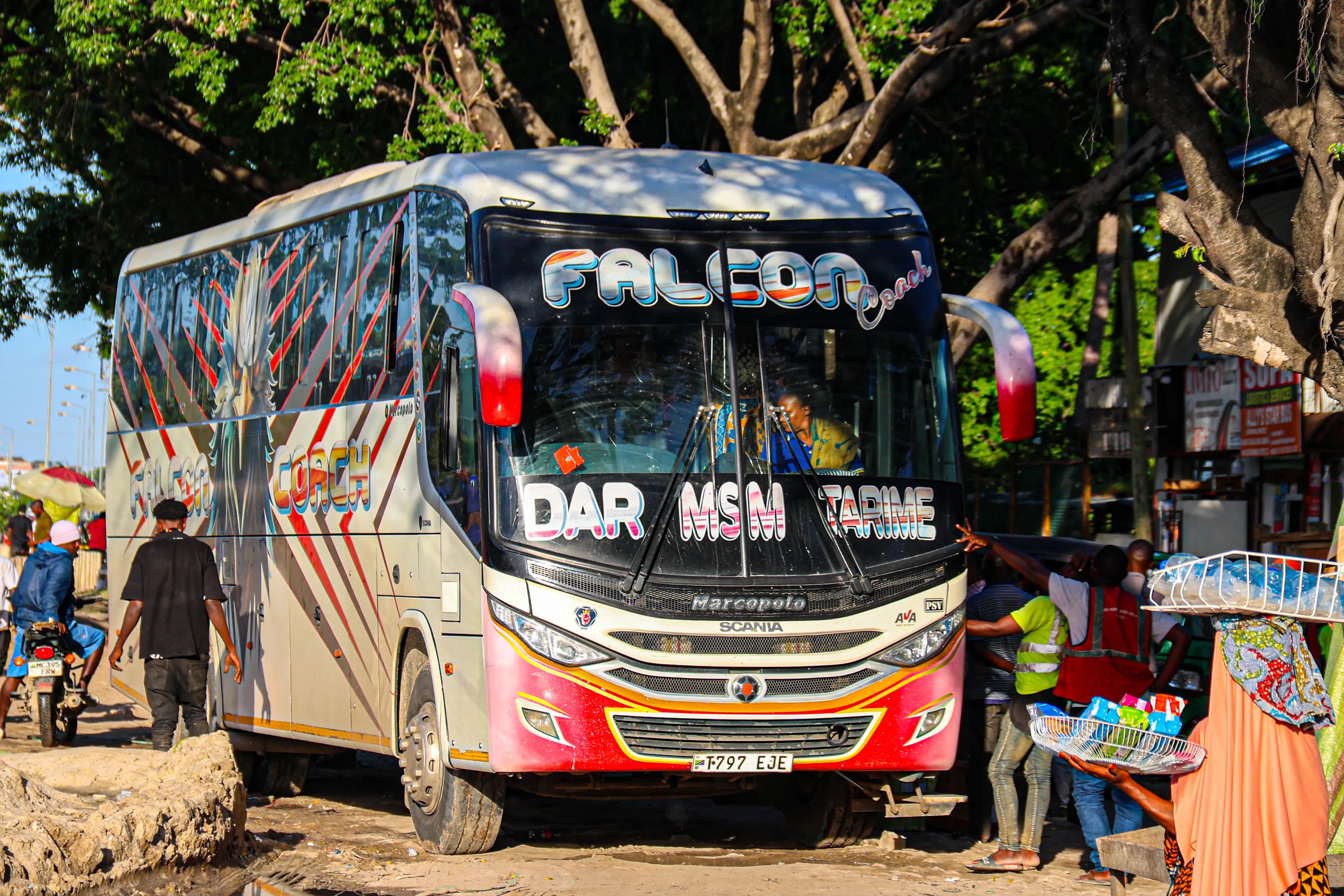 Falcon Bus